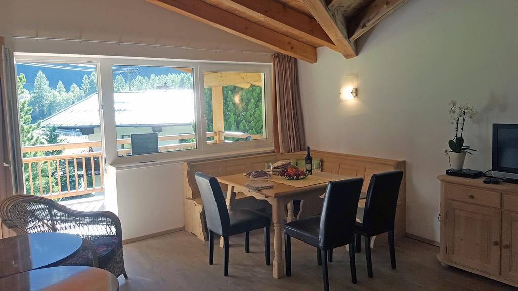 Haus Anna Hotell Längenfeld Eksteriør bilde